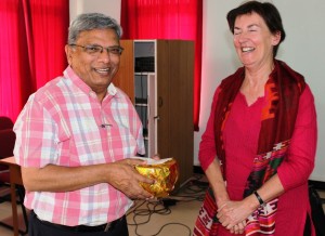 ED being felicitated by YL Child - Netherlands